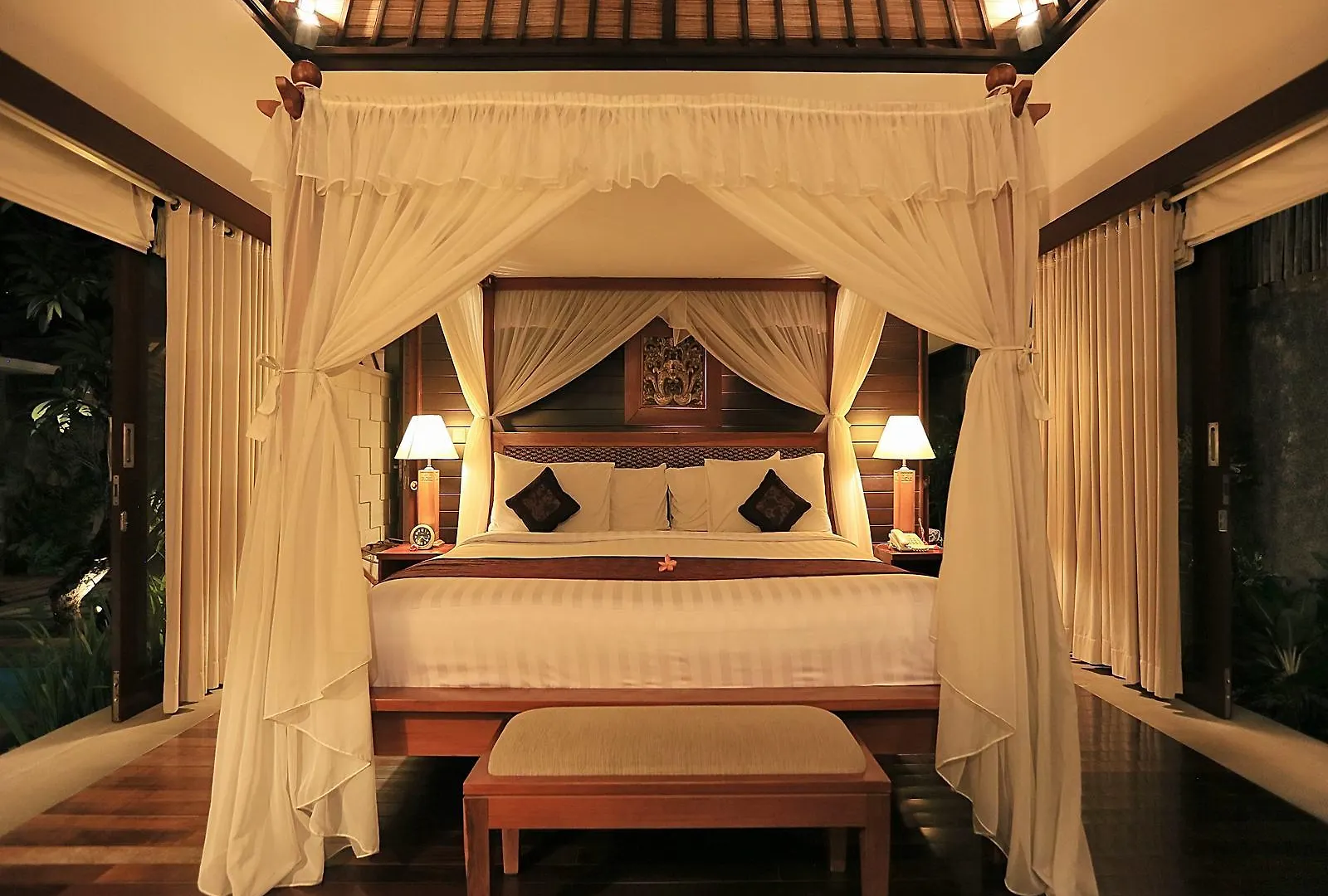 The Sanyas Suite Seminyak  Hotel