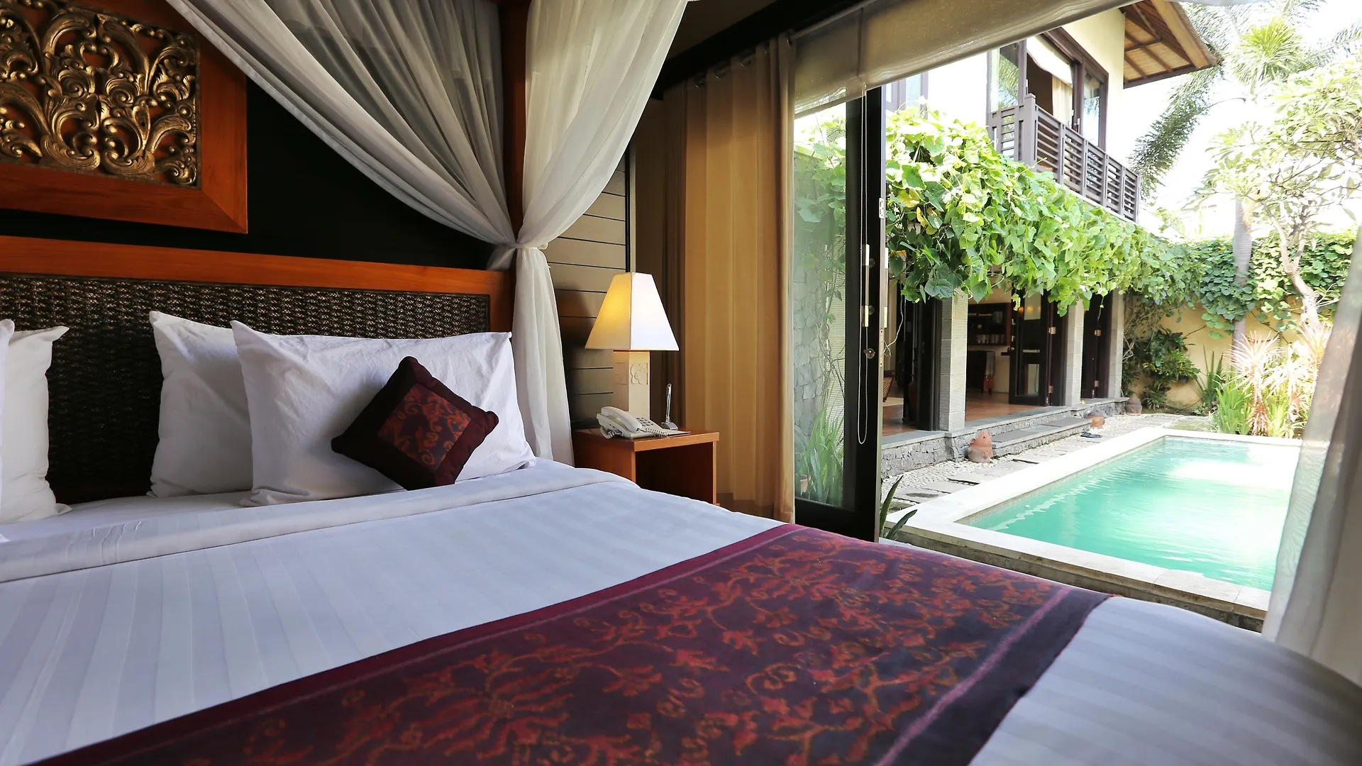 The Sanyas Suite Seminyak  Seminyak (Bali)
